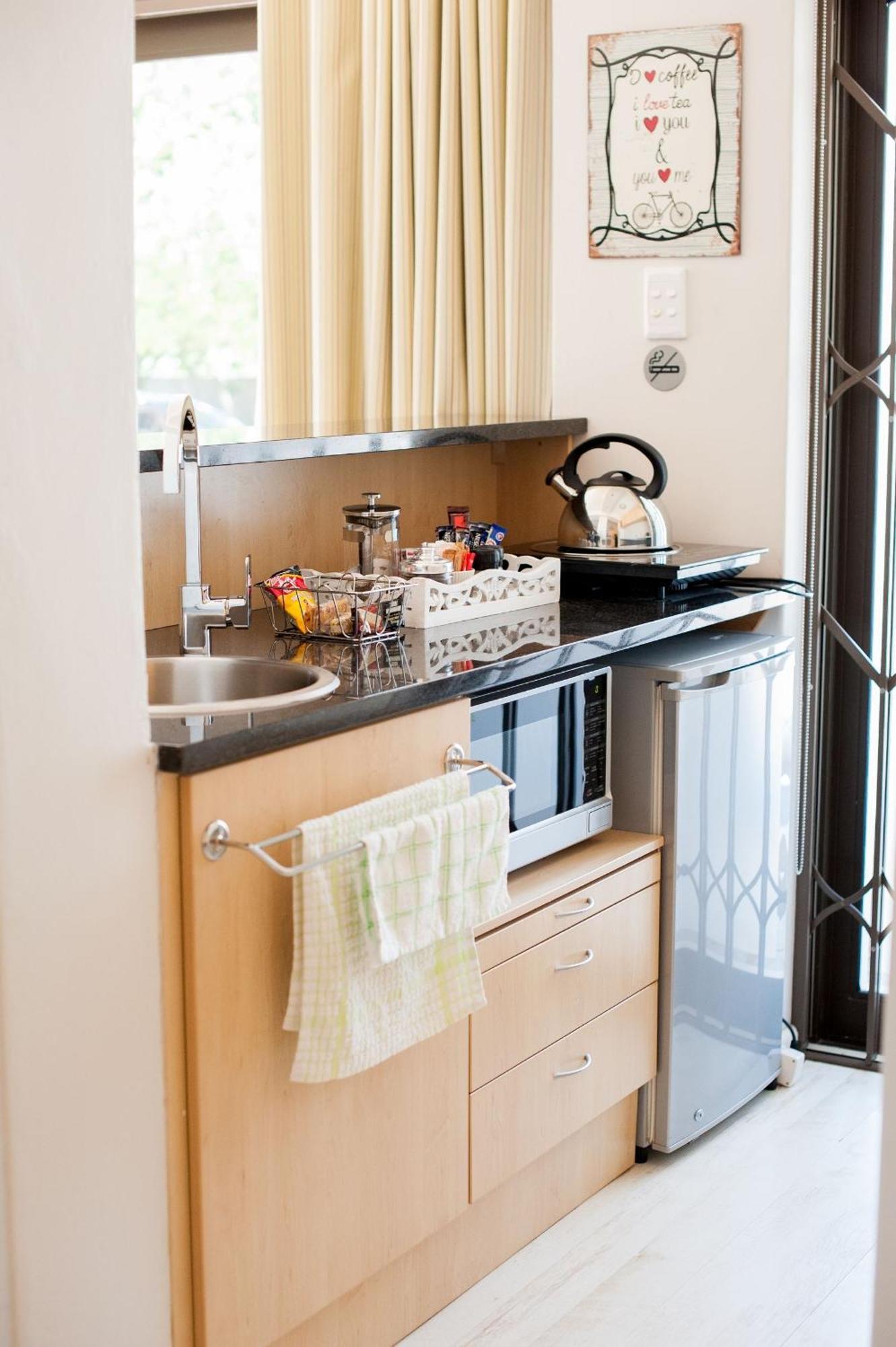 Four Palms Accommodation Дърбанвил Екстериор снимка