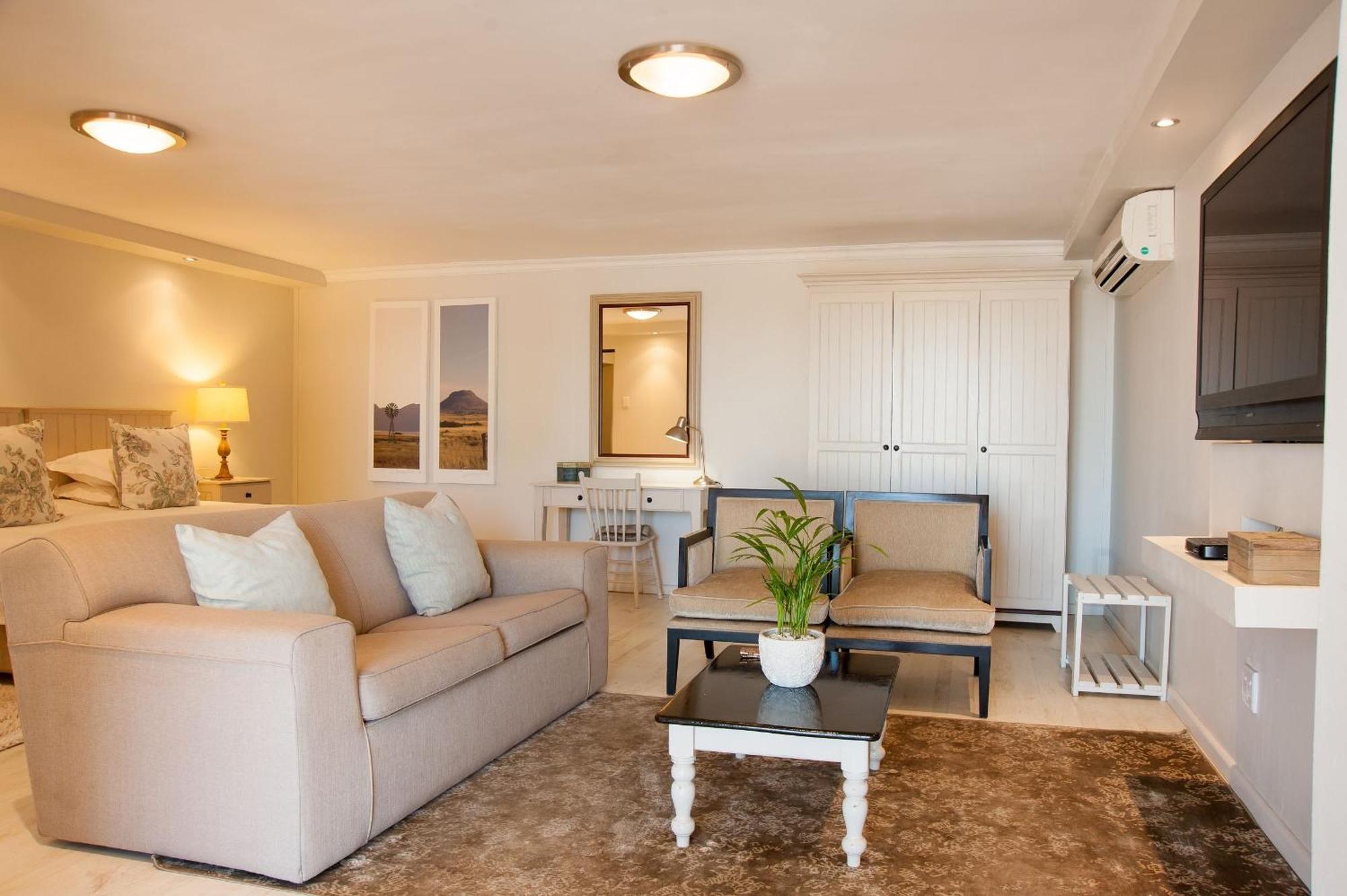 Four Palms Accommodation Дърбанвил Екстериор снимка